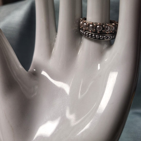 FREE AddOn Banana Republic Ring Set - Picture 10 of 12